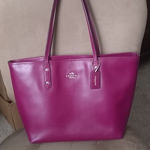COACH BAG FUSHIA